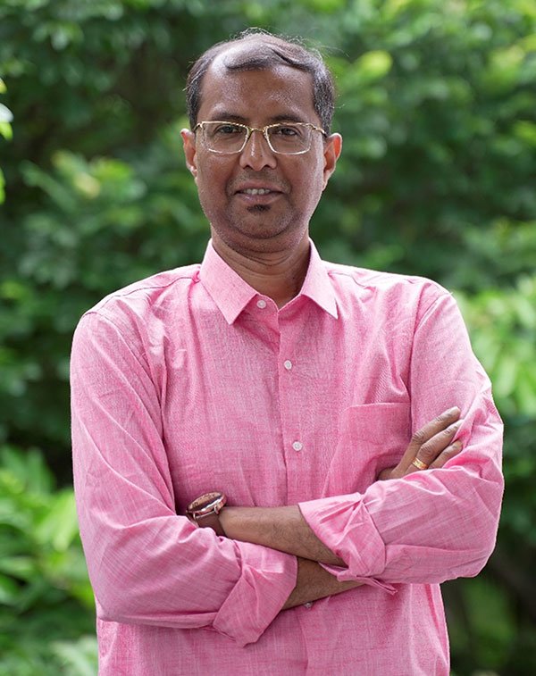 Dr. Avijit Bakshi