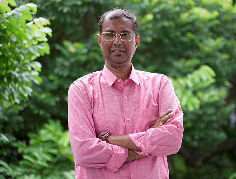 Dr. Avijit Bakshi