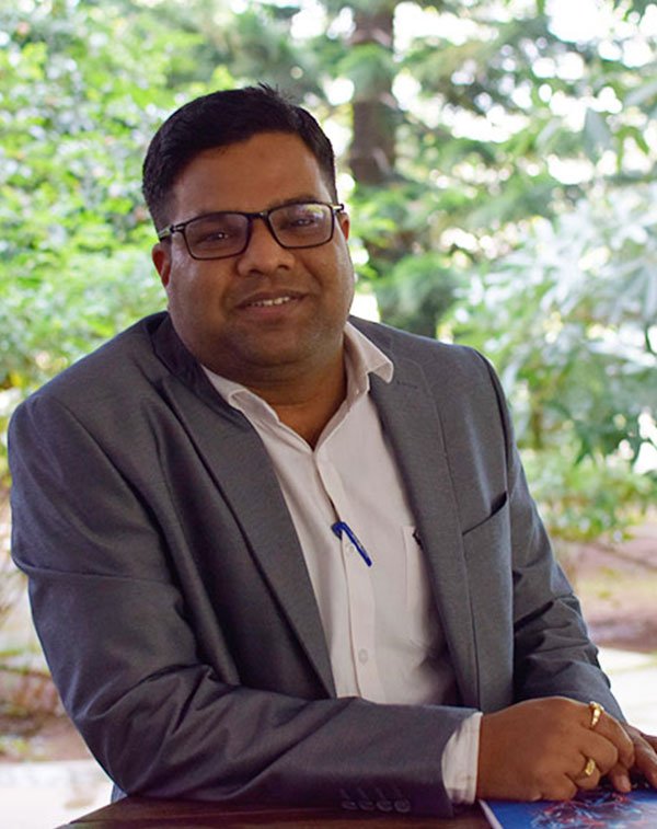Dr. Hemant Gupta