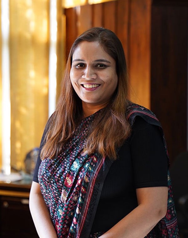 Dr. Momina Bushra