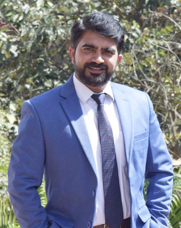Dr. Vijay Bahadur